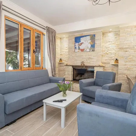 Ilias Appartement *