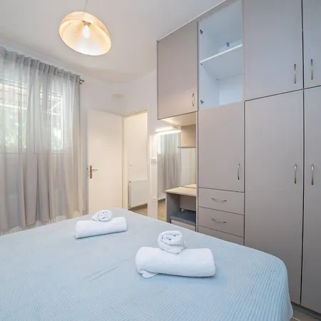 Ilias Appartement *